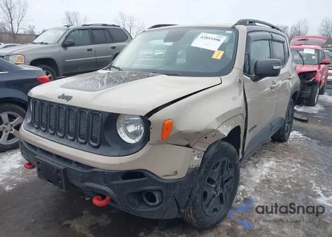 2017 Jeep Renegade Deserthawk 4X4 z USA, uszkodzony, nr VIN ZACCJBCB2HPE78669